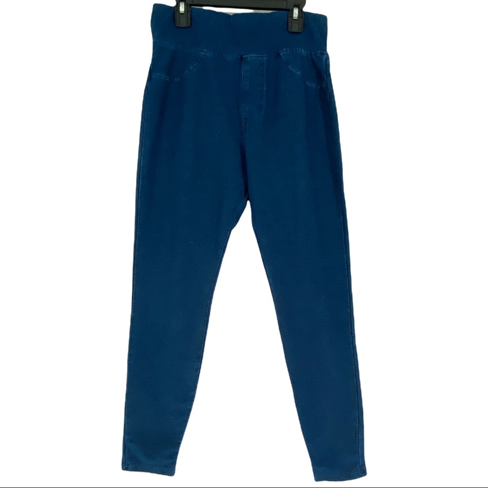 A New Day High Waisted Back Pocket Jeggings Blue Size M.